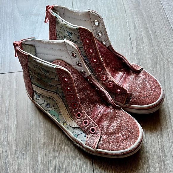 Vans Pink Sparkle and Blue Shark Party Sk8 High Sneakers Size 13 PLAY - Picture 1 of 9